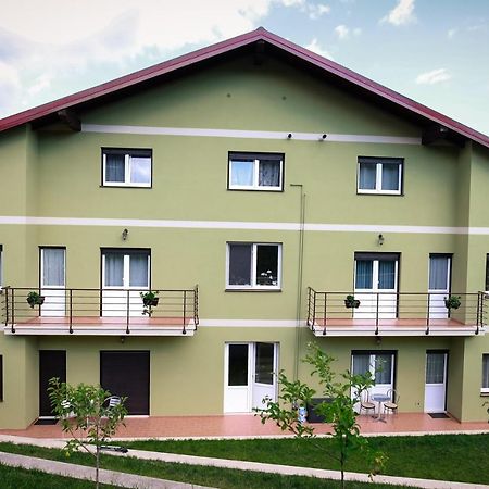 Green House Alba Iulia Exterior foto